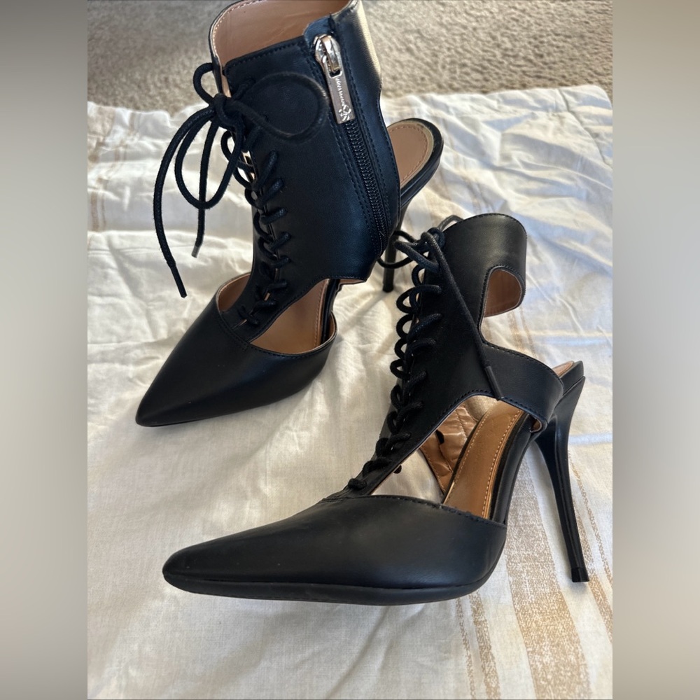 NEVER WORN Black Faux Leather Jessica Simpson Stiletto Heels, Size 6.5